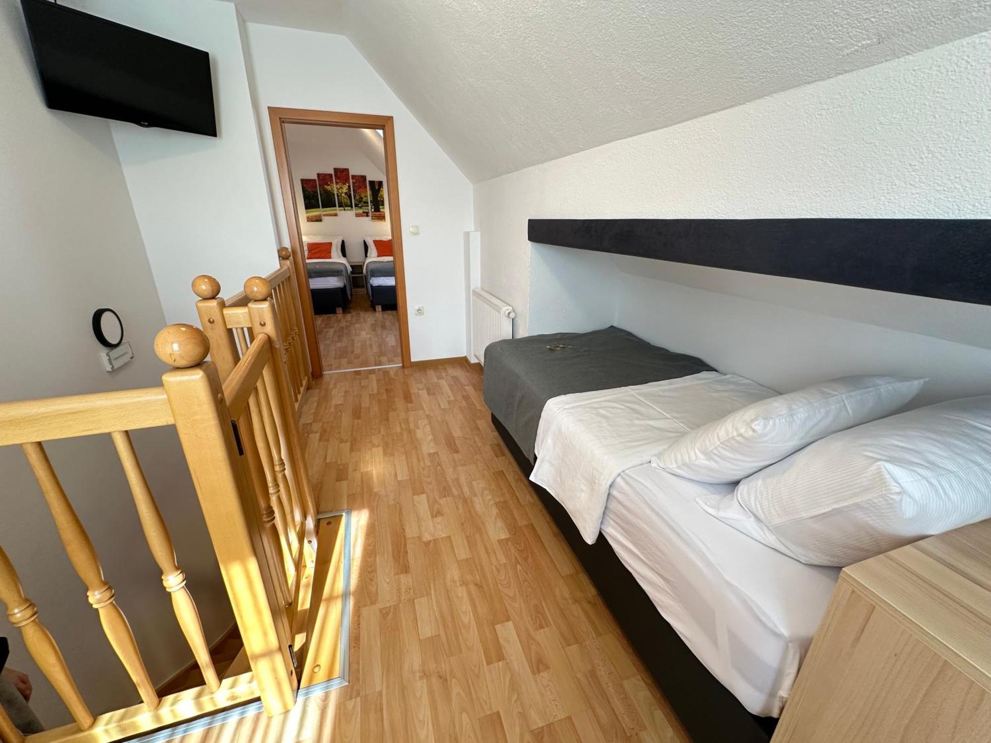 Boutique Hotel Loka Škofja Loka エクステリア 写真