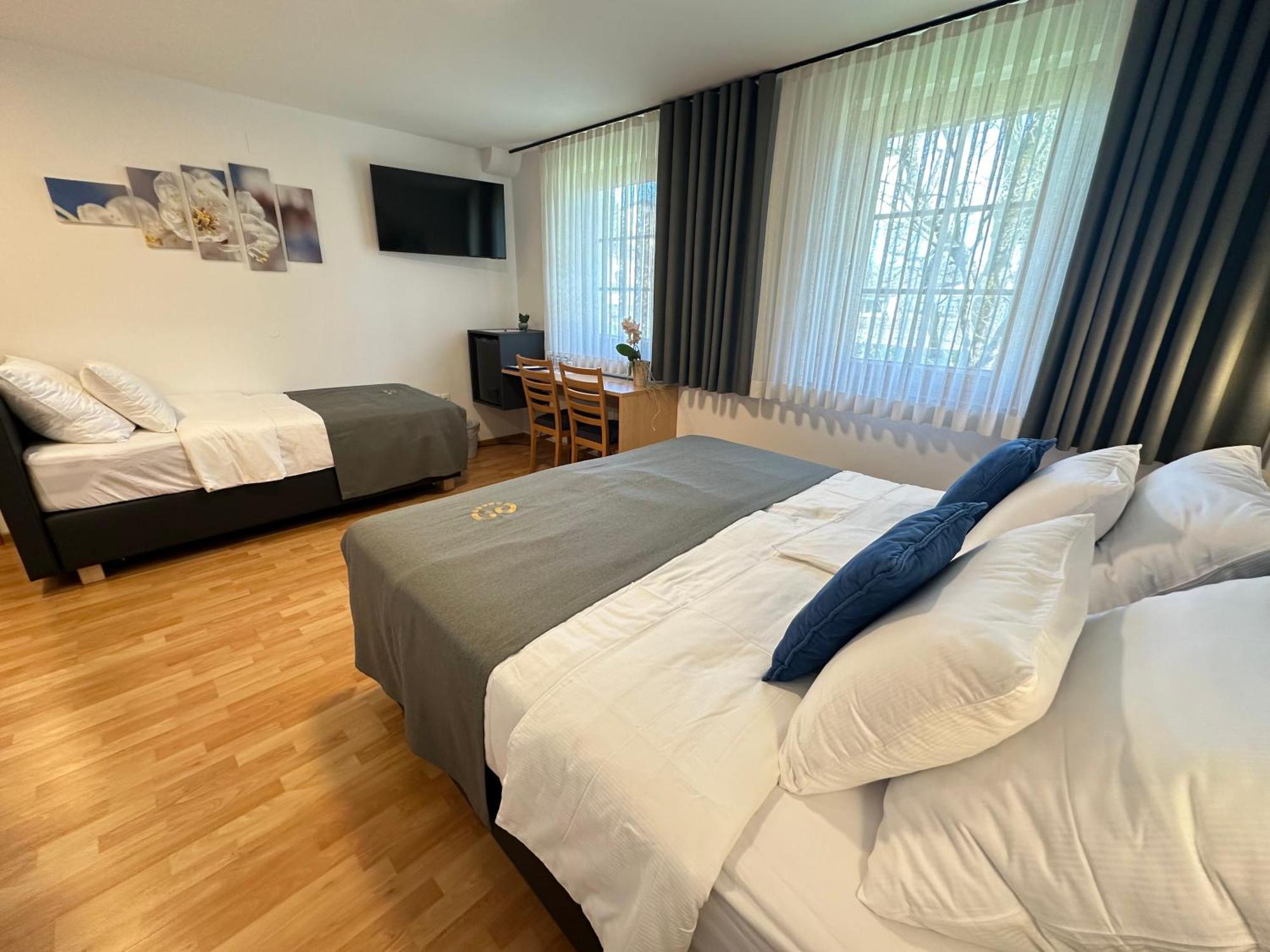Boutique Hotel Loka Škofja Loka エクステリア 写真